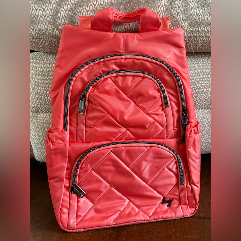 Lug Hatchback SE Backpack (coral)